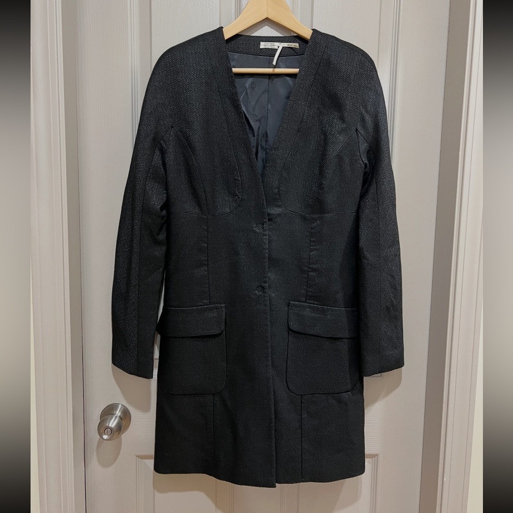 Leon max limited edition coat